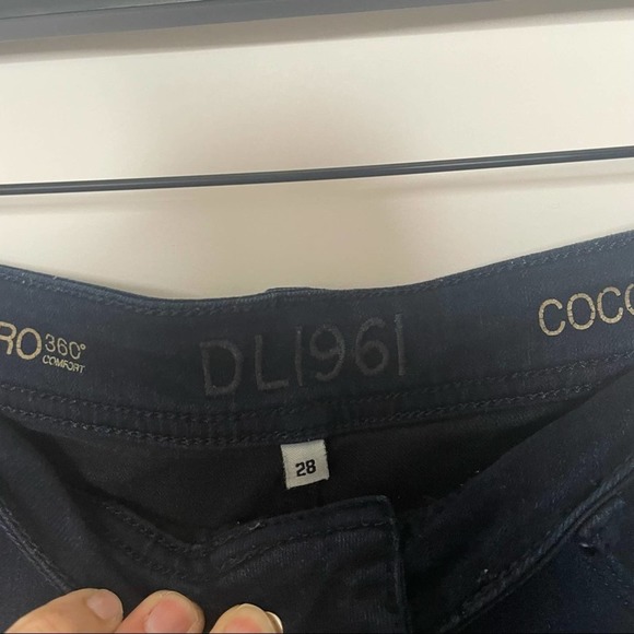 DL1961 Coco Curvy Straight Jeans Flatiron 28 - Picture 7 of 10